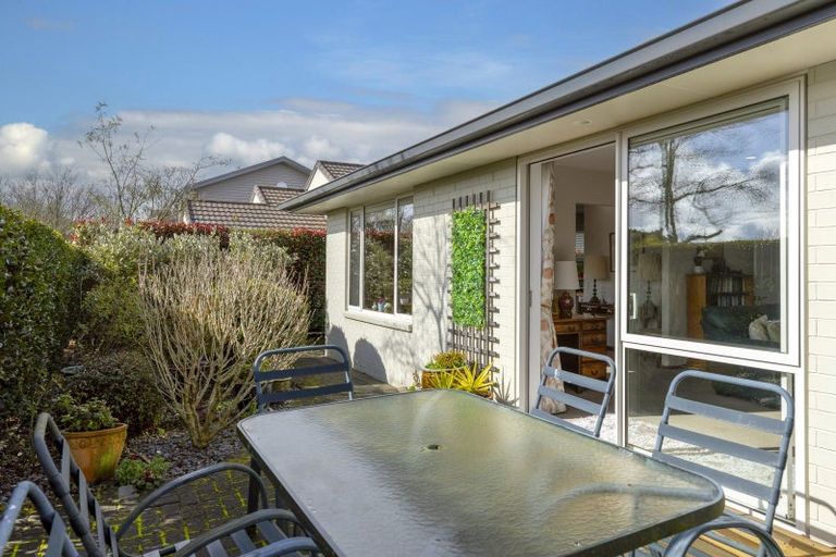Photo of property in 53 Chateau Crescent, Rangatira Park, Taupo, 3330