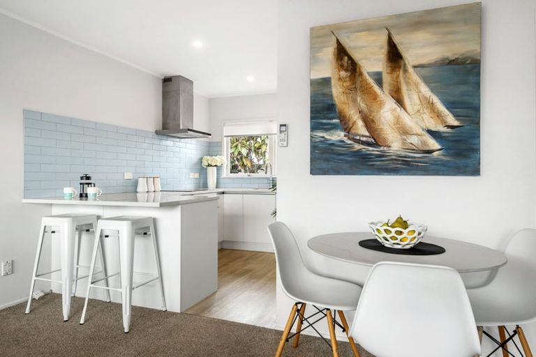 Photo of property in 3/12 Aramoana Avenue, Devonport, Auckland, 0624