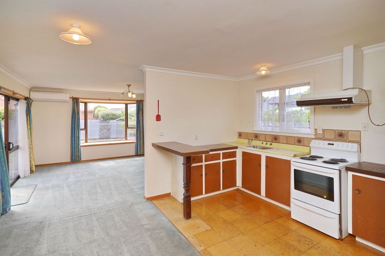 Photo of property in 76 Teesdale Street, Burnside, Christchurch, 8053