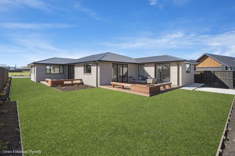 Photo of property in 23 Redbrook Road, Casebrook, Christchurch, 8051