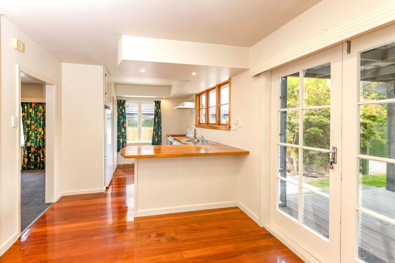 Photo of property in 66 Willryan Avenue, New Brighton, Christchurch, 8083