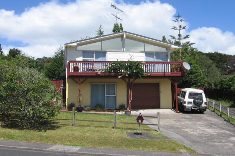 Photo of property in 57 Spinella Drive, Bayview, Auckland, 0629