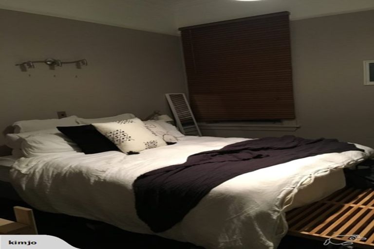 Photo of property in 210 Tinakori Road, Thorndon, Wellington, 6011