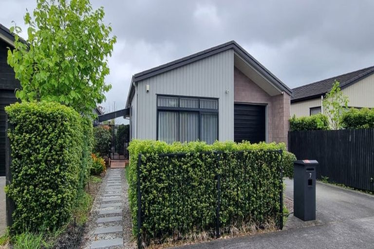 Photo of property in 7 Vigour Lane, Papakura, 2110