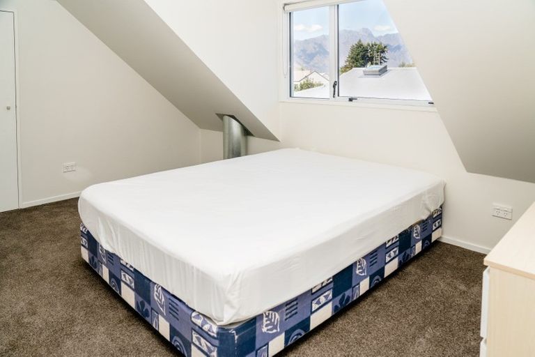 Photo of property in 4a Dart Place, Fernhill, Queenstown, 9300