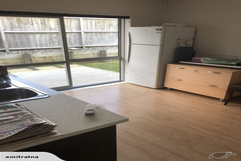 Photo of property in 76 Keri Vista Rise, Papakura, 2110