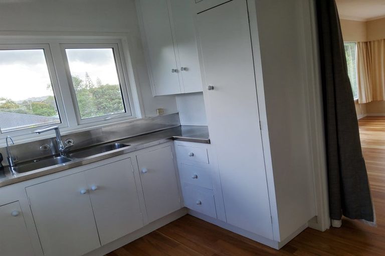 Photo of property in 3/24 Taharoto Road, Takapuna, Auckland, 0622