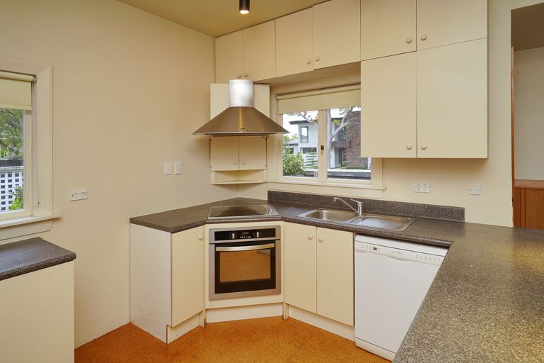 Photo of property in 432 Papanui Road, Strowan, Christchurch, 8052