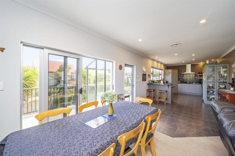 Photo of property in 48 Kawei Road, Ohawe, Hawera, 4671