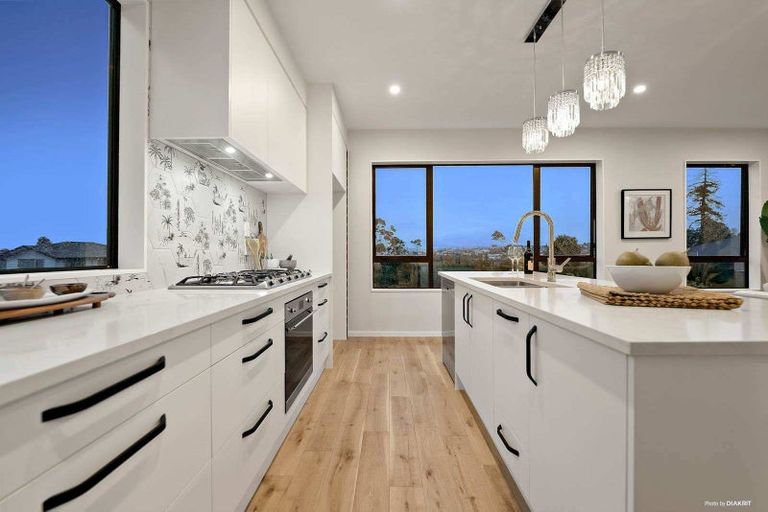 Photo of property in 13 Vazey Way, Hobsonville, Auckland, 0618