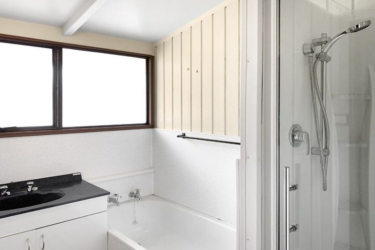 Photo of property in 10 Wye Street, Rongotea, 4476