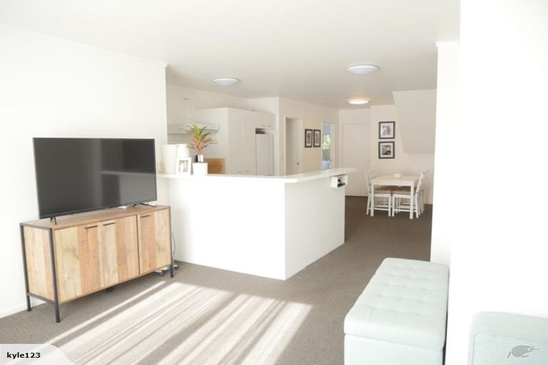Photo of property in The Haven, 41/120 Beach Haven Road, Beach Haven, Auckland, 0626