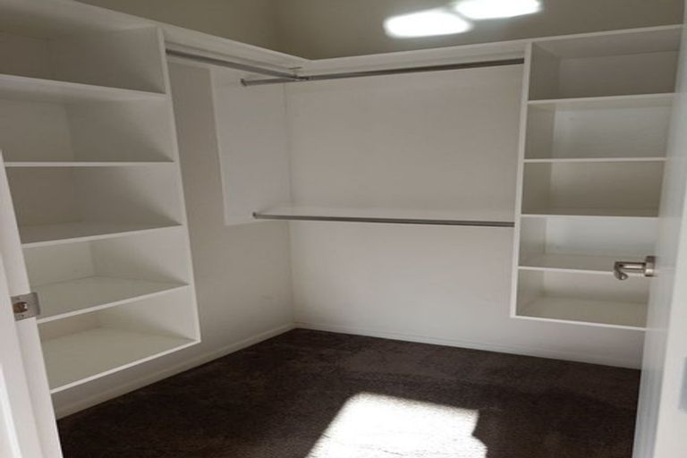 Photo of property in 8 Ervine Place, Bucklands Beach, Auckland, 2014