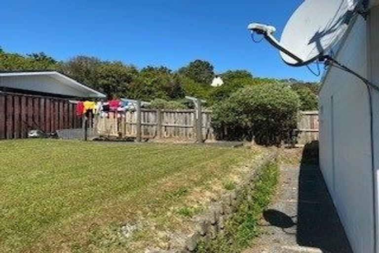Photo of property in 15b Cypress Drive, Maungaraki, Lower Hutt, 5010