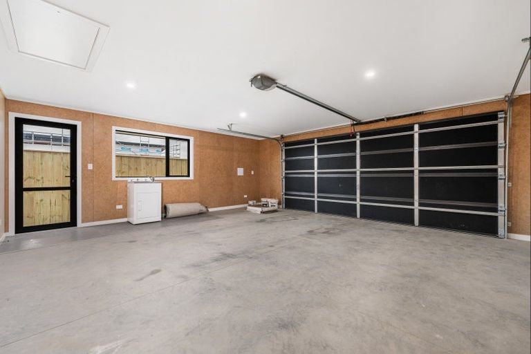 Photo of property in 59 Atlantic Drive, Fitzherbert, Palmerston North, 4410