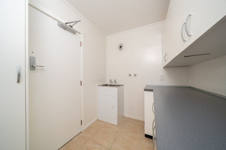 Photo of property in 20 Westhaven Drive, Tawa, Wellington, 5028