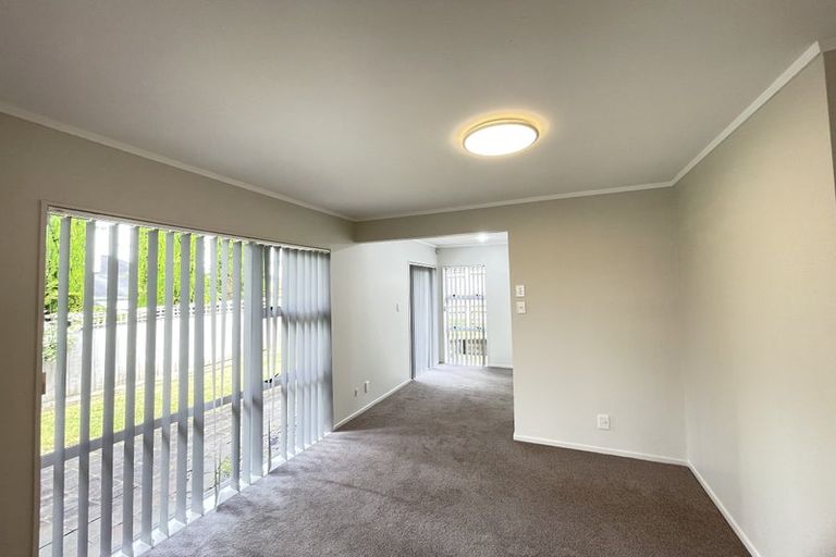 Photo of property in 2/34 Simmental Crescent, Somerville, Auckland, 2014