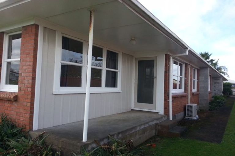Photo of property in 10 Holden Place, Manukau, Auckland, 2025