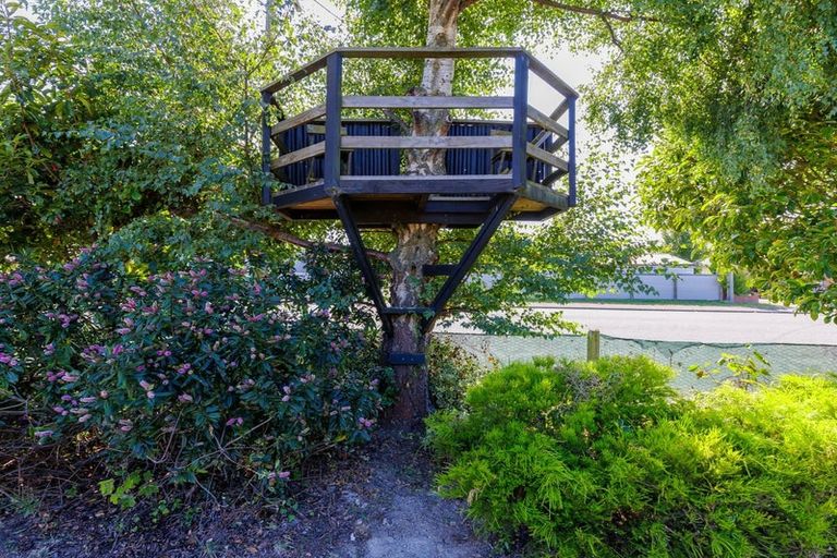 Photo of property in 5 Exeter Street, Waimate, 7924