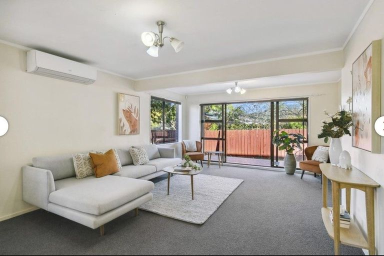 Photo of property in 2/29a Parkvale Road, Karori, Wellington, 6012