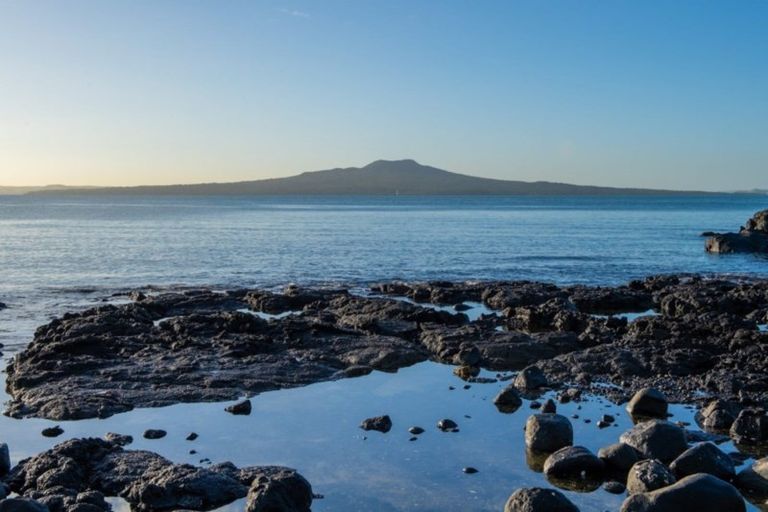 Photo of property in 33 Kitchener Road, Takapuna, Auckland, 0622