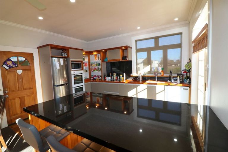 Photo of property in 46 Swinburn Street, Dannevirke, 4930