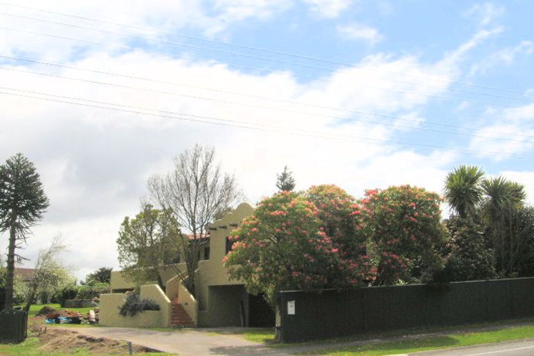 Photo of property in 64 Taharepa Road, Hilltop, Taupo, 3330