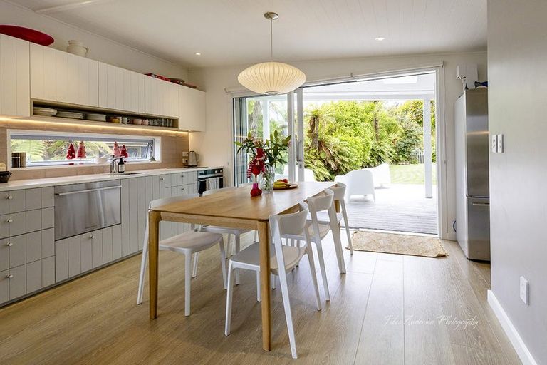 Photo of property in 16 Stuart Street, Lake Kaniere, Kokatahi, 7881