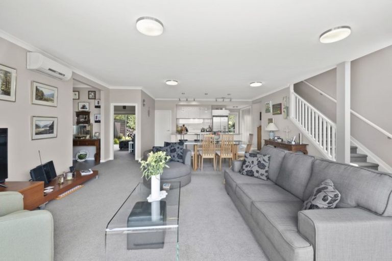 Photo of property in 27 Landmark Terrace, Orewa, 0931