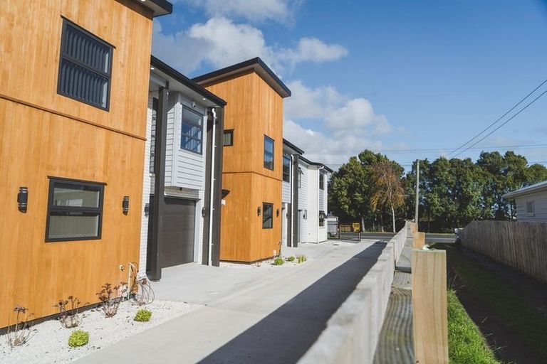 Photo of property in 79c Russell Road, Manurewa, Auckland, 2102