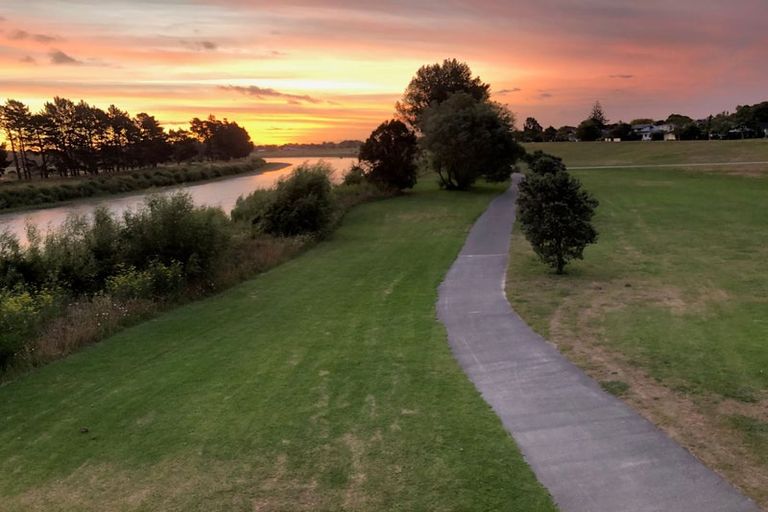 Photo of property in 9 Anaru Place, Awapuni, Palmerston North, 4412