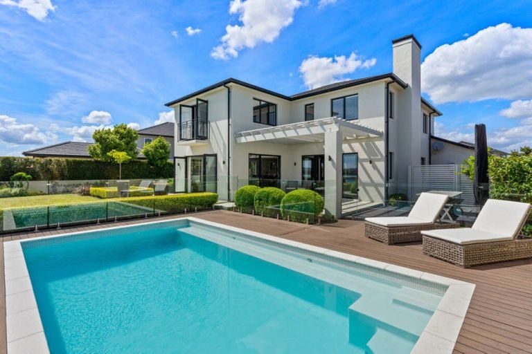 Photo of property in 57 Milano Boulevard, Karaka, Papakura, 2113