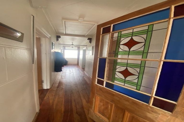 Photo of property in 43 Wilson Street, Newtown, Wellington, 6021