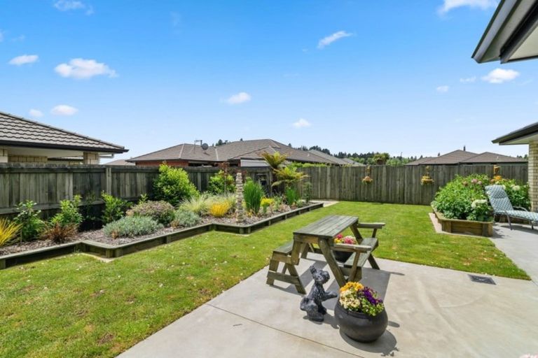 Photo of property in 18 Carroll Place, Owhata, Rotorua, 3010