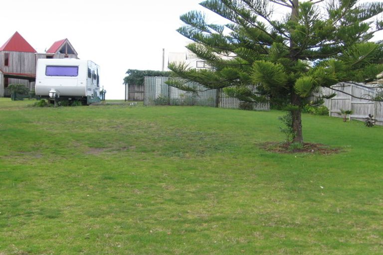 Photo of property in 28 Champion Place, Pauanui, Hikuai, 3579