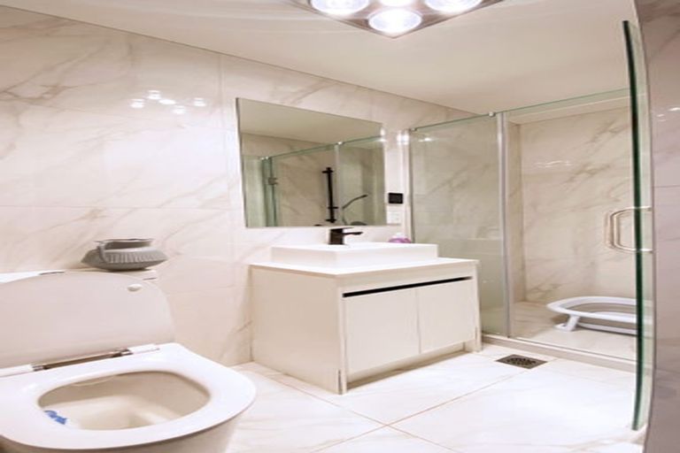 Photo of property in 8/10 Ayr Road, Pakuranga, Auckland, 2010