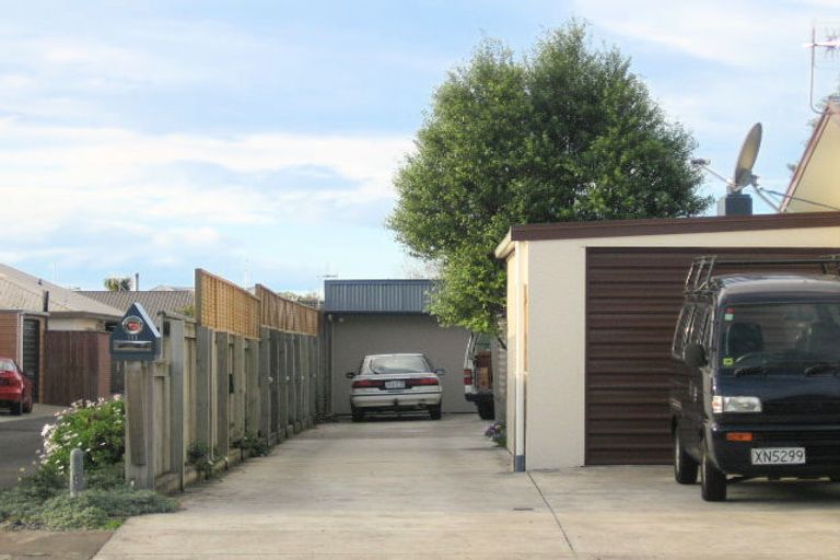 Photo of property in 111 Auckland Road, Greenmeadows, Napier, 4112