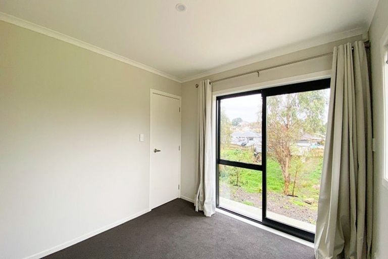Photo of property in 27 Olive Crescent, Papatoetoe, Auckland, 2025