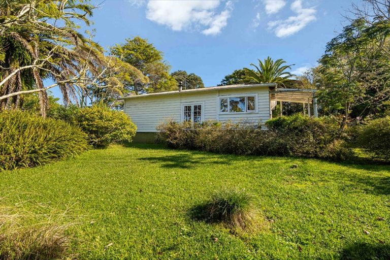 Photo of property in 78 Nixon Road, Taupaki, Henderson, 0782
