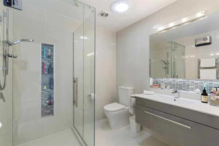 Photo of property in 2/40 Rhodes Street, Merivale, Christchurch, 8014