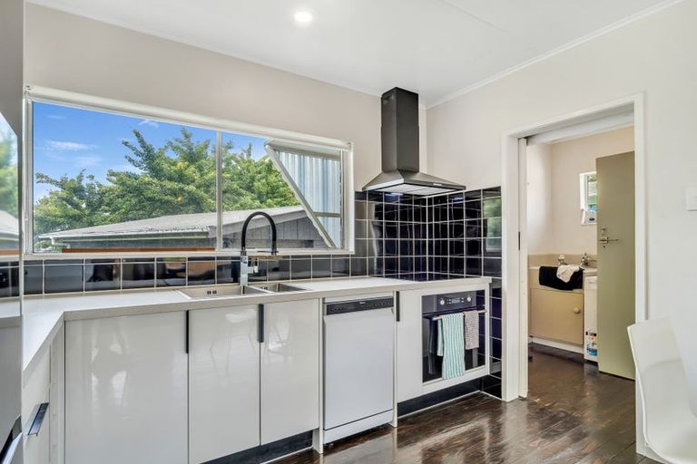 Photo of property in 24 Euan Street, Mangakakahi, Rotorua, 3015