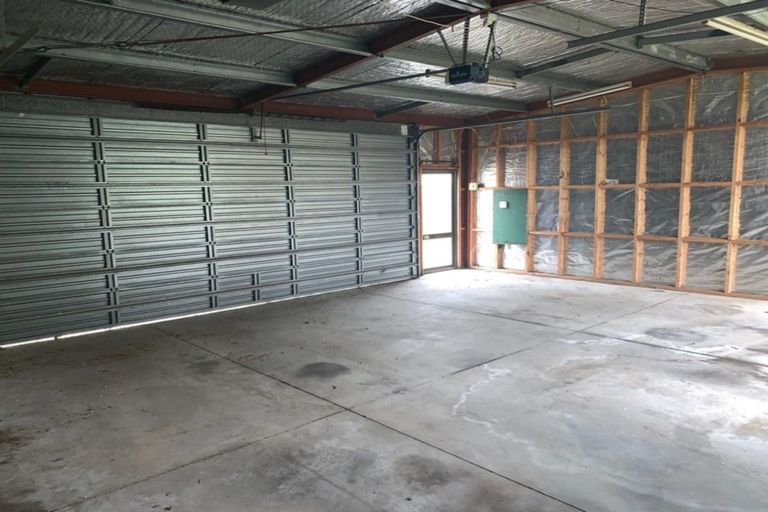 Photo of property in 52 Moffett Street, Islington, Christchurch, 8042