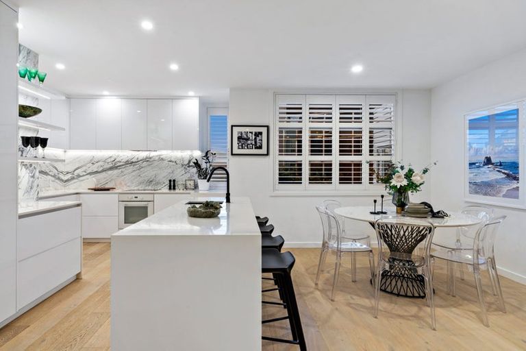 Photo of property in 10/4 Campbell Road, Takapuna, Auckland, 0622