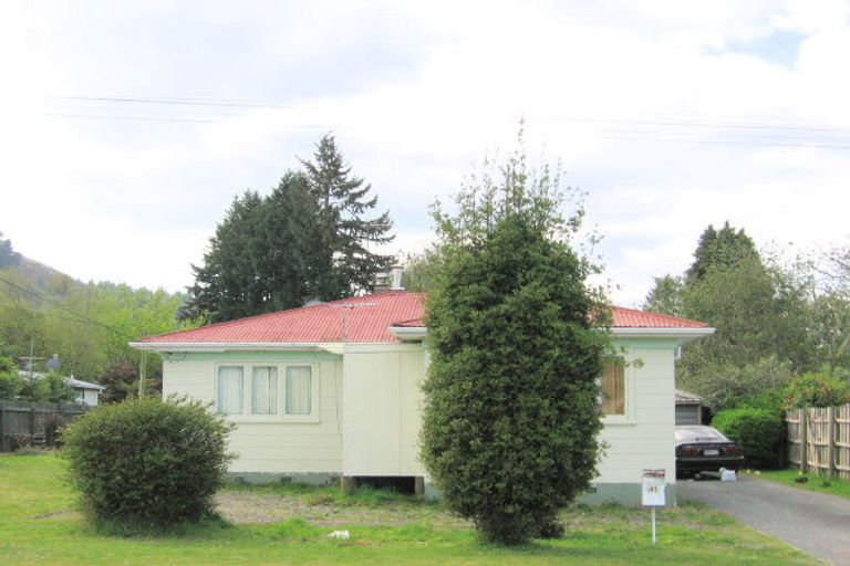 Photo of property in 41 Fairview Road, Western Heights, Rotorua, 3015