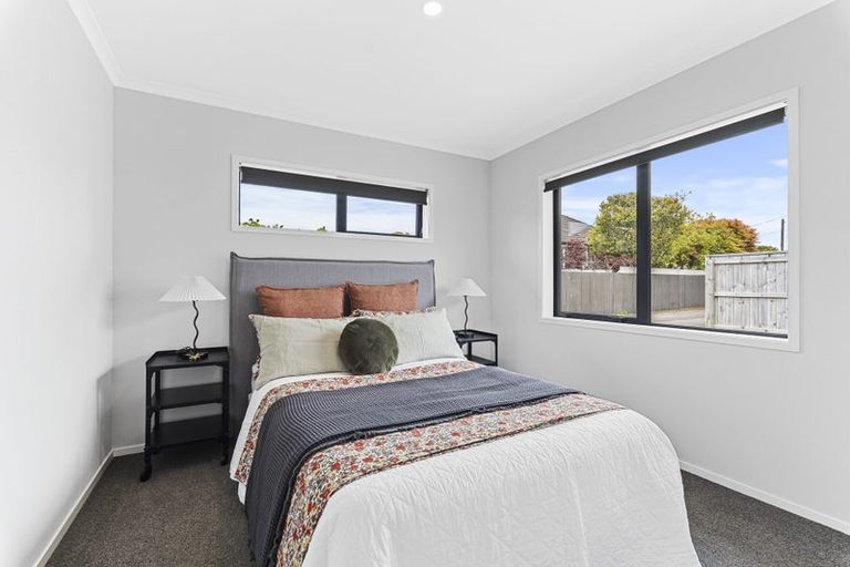 Photo of property in 25b Karaka Street, Merrilands, New Plymouth, 4312