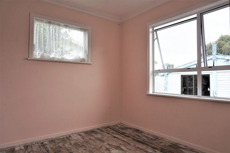 Photo of property in 34 Balmoral Street, Levin, 5510