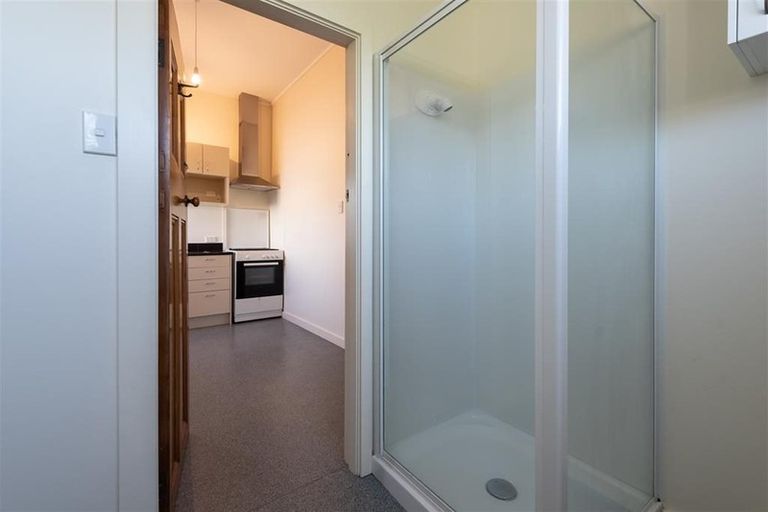 Photo of property in 4a/8 Howard Street, Mount Cook, Wellington, 6021