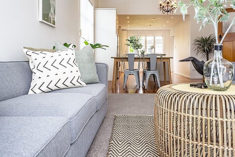 Photo of property in 20 Ropiha Street, Fitzroy, New Plymouth, 4312