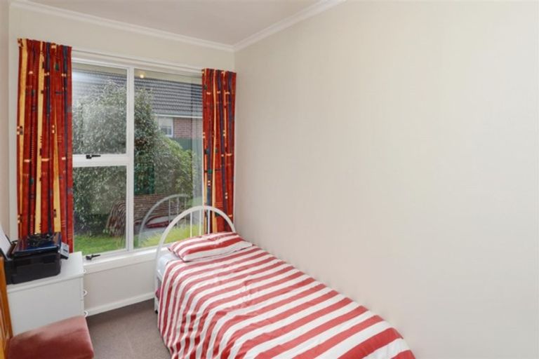 Photo of property in 14 Sevenoaks Drive, Bryndwr, Christchurch, 8053