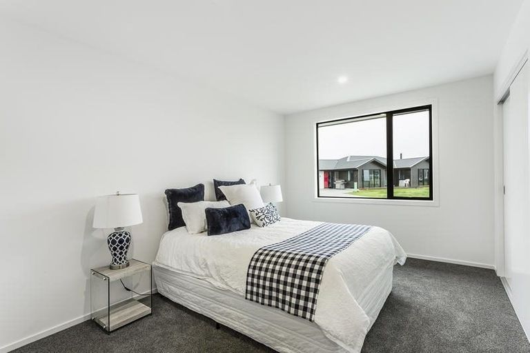 Photo of property in 12 Mellay Mews, Mosgiel, 9024